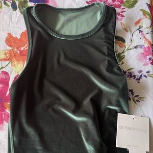 Beyond Yoga crop top